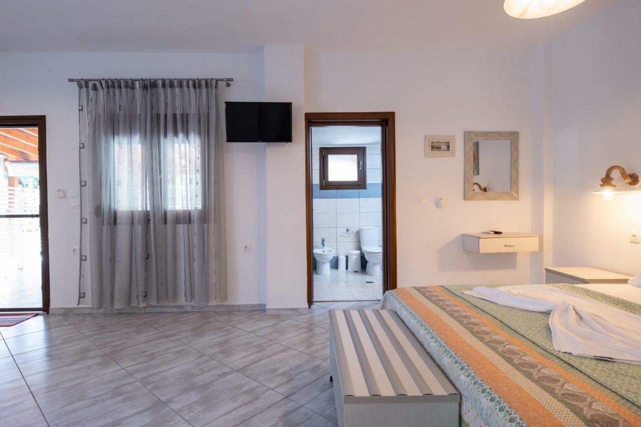 Nikola'S Apartments Toróni Kültér fotó